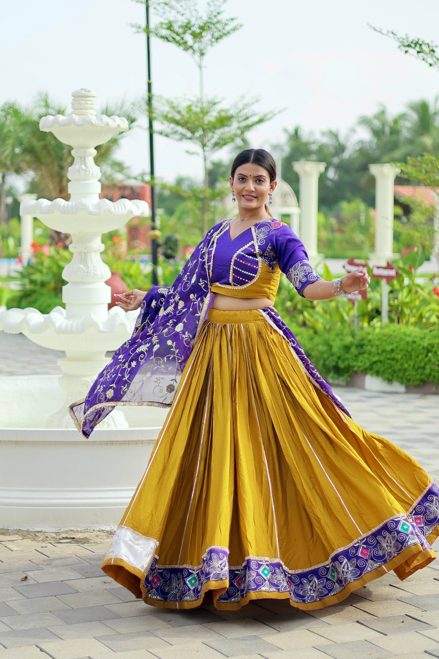 Maharani Lahenga Cholis for a Memorable Navratri Garba