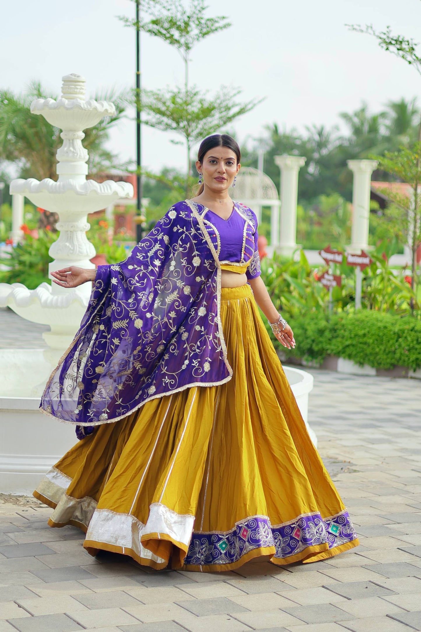 Maharani Lahenga Cholis for a Memorable Navratri Garba