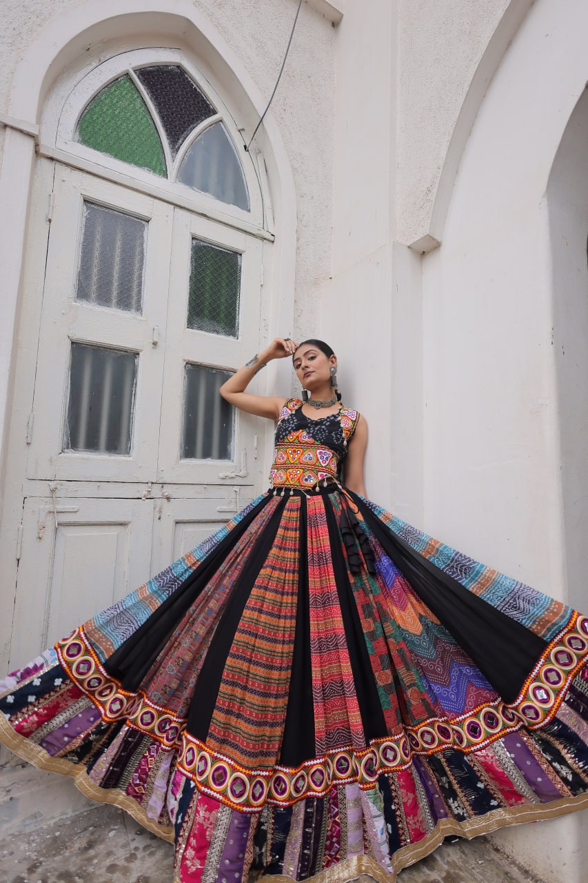 Varnika Navratri Lahenga Choli