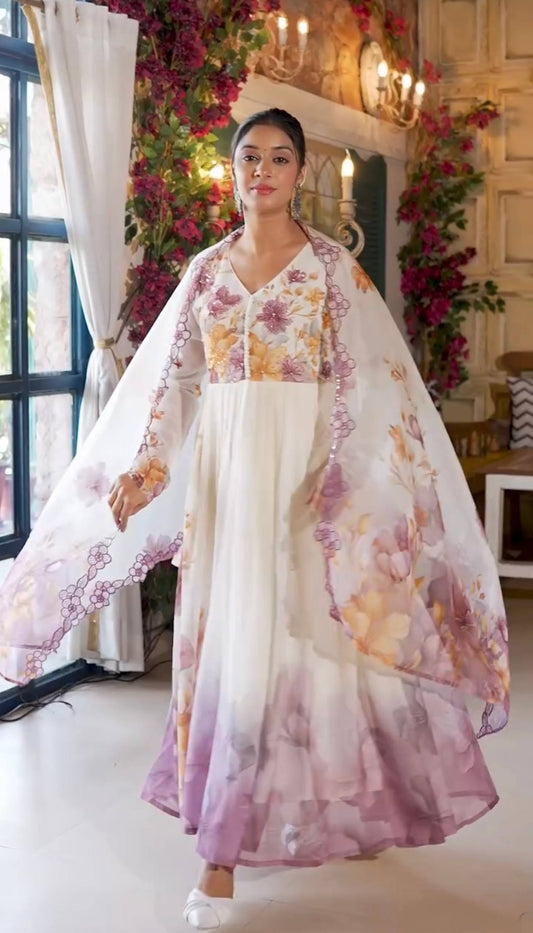 Aaru Charming Flow Anarkali Gown