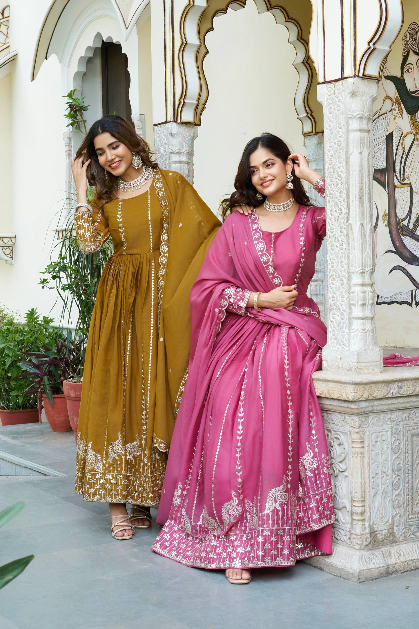 Twince Star Georgette Beautifil Gown Set