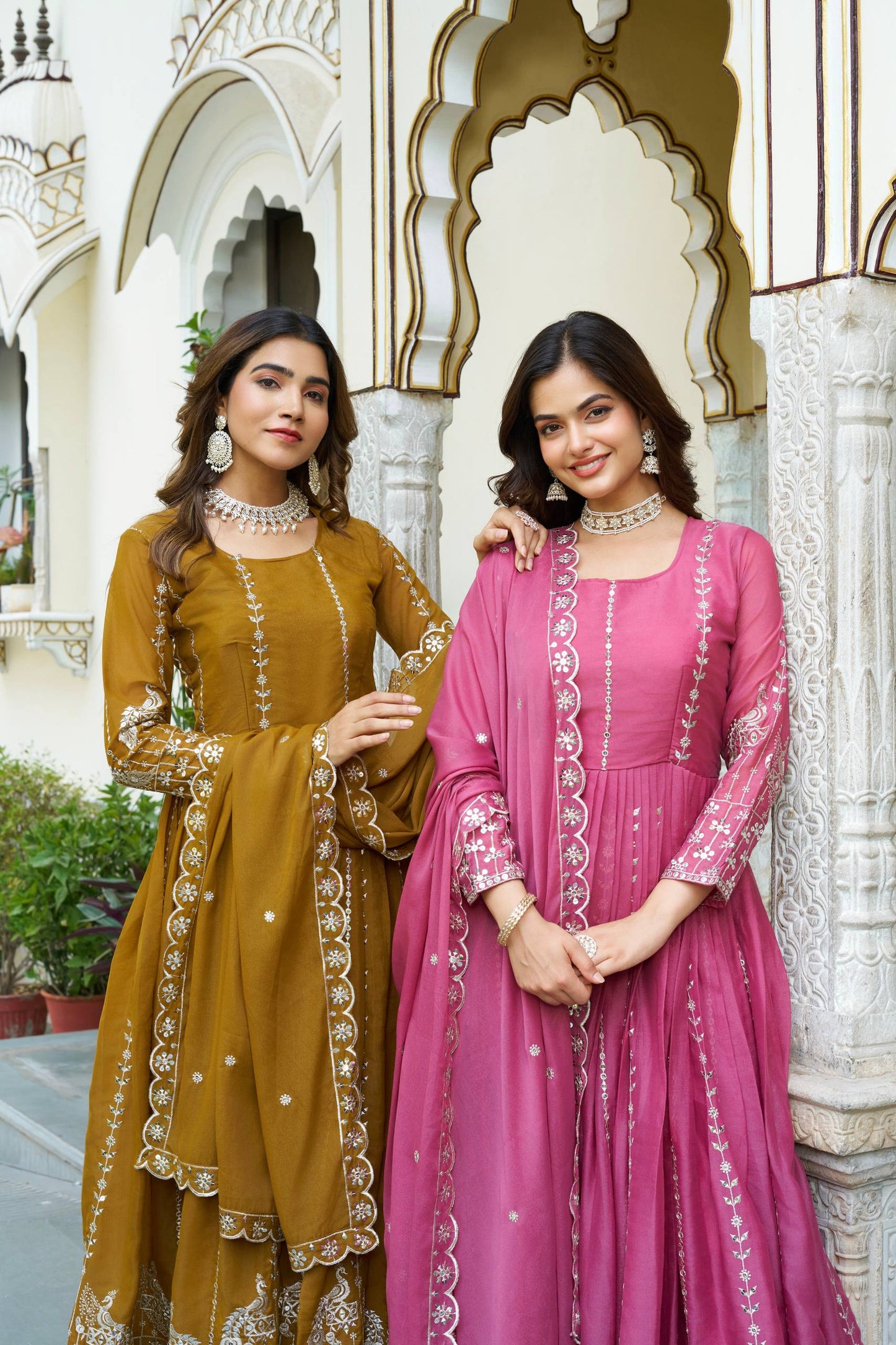 Twince Star Georgette Beautifil Gown Set