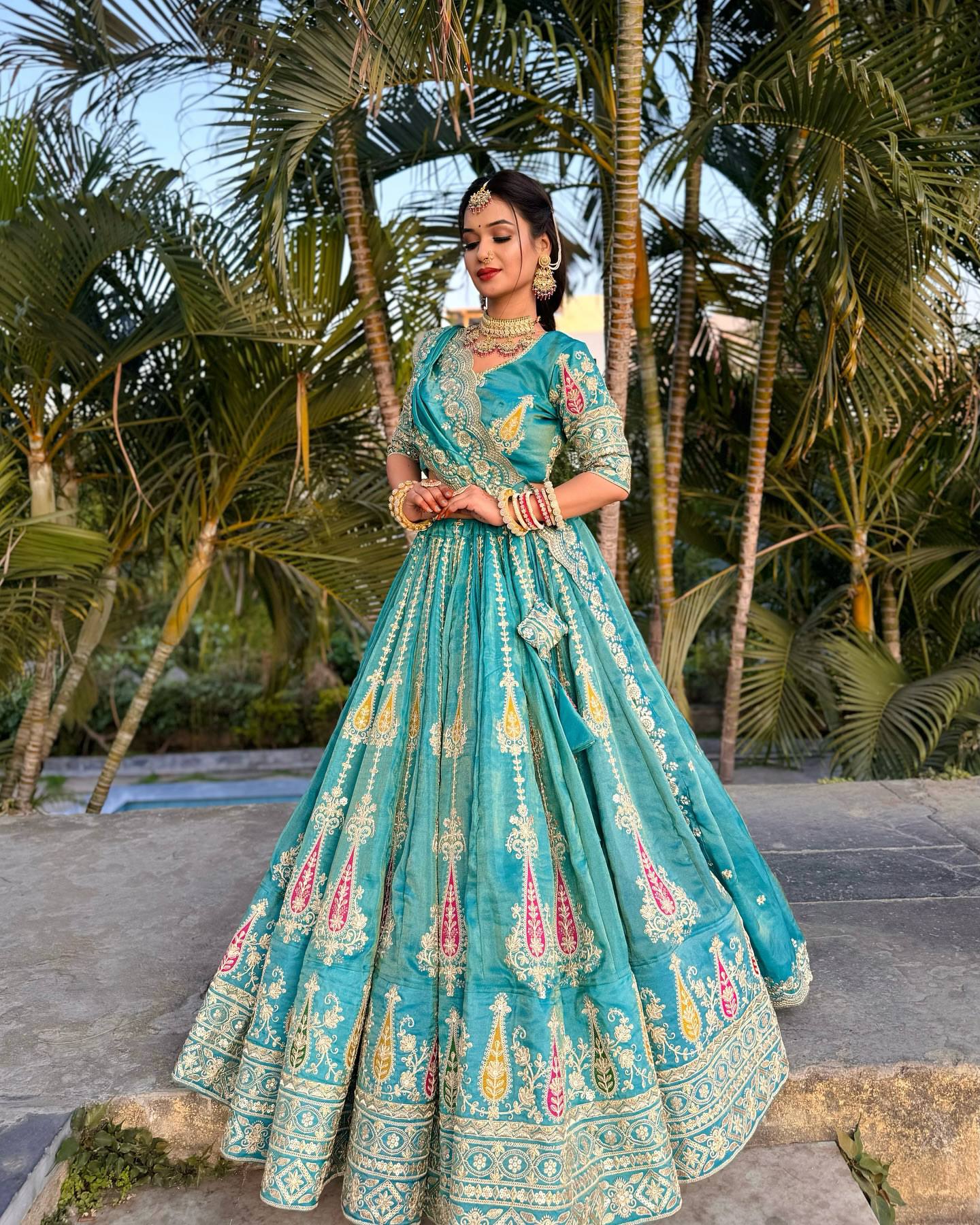 Maharani Cosmos Simmer Heritage Lahenga
