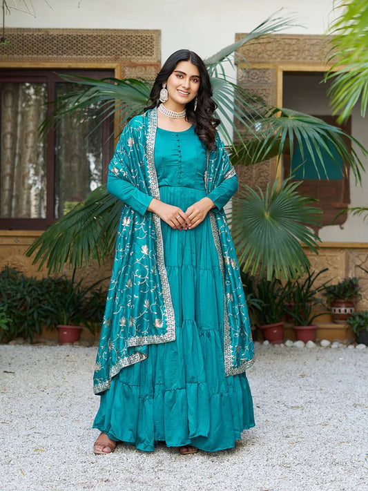 Nitya Riwaayat Hevy Duptta & Long Gown