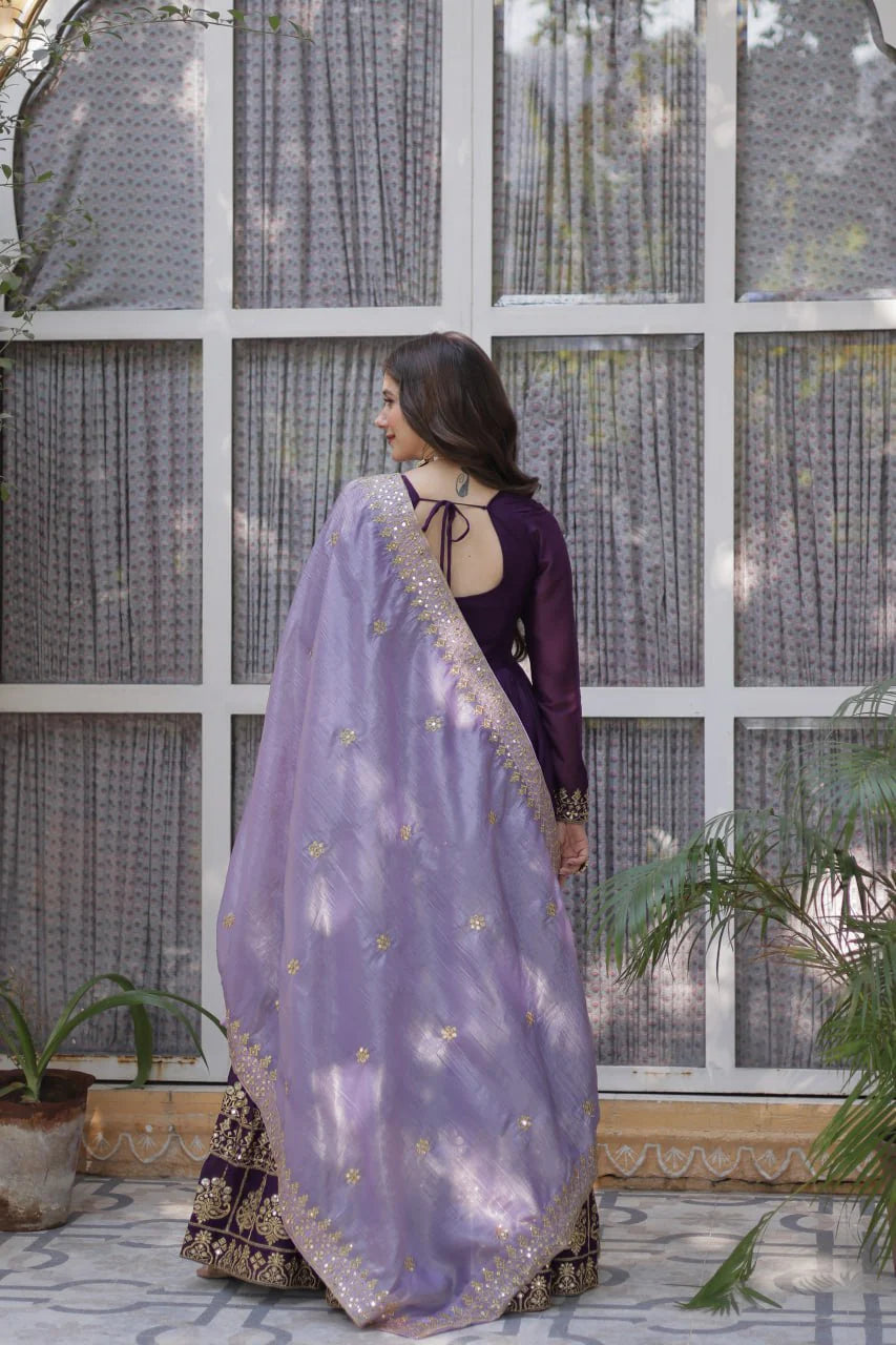 Venila Gold Crush Georgette Designer Gown