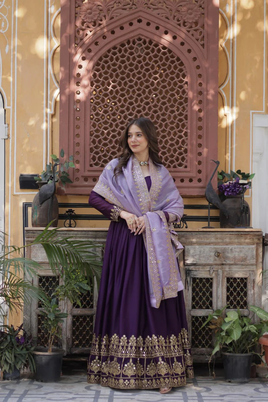 Venila Gold Crush Georgette Designer Gown
