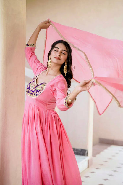 Trisha Crunchy Silk Designer Gown Set