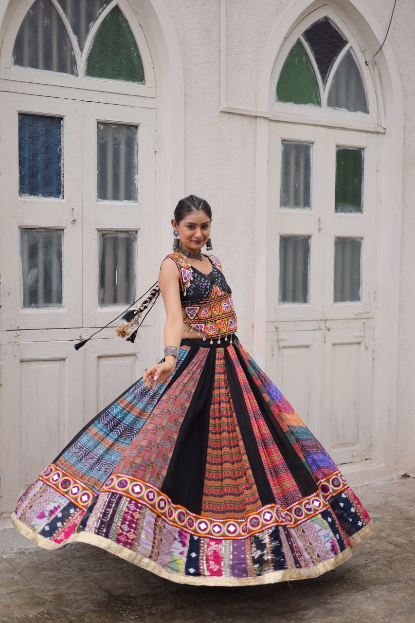 Varnika Navratri Lahenga Choli
