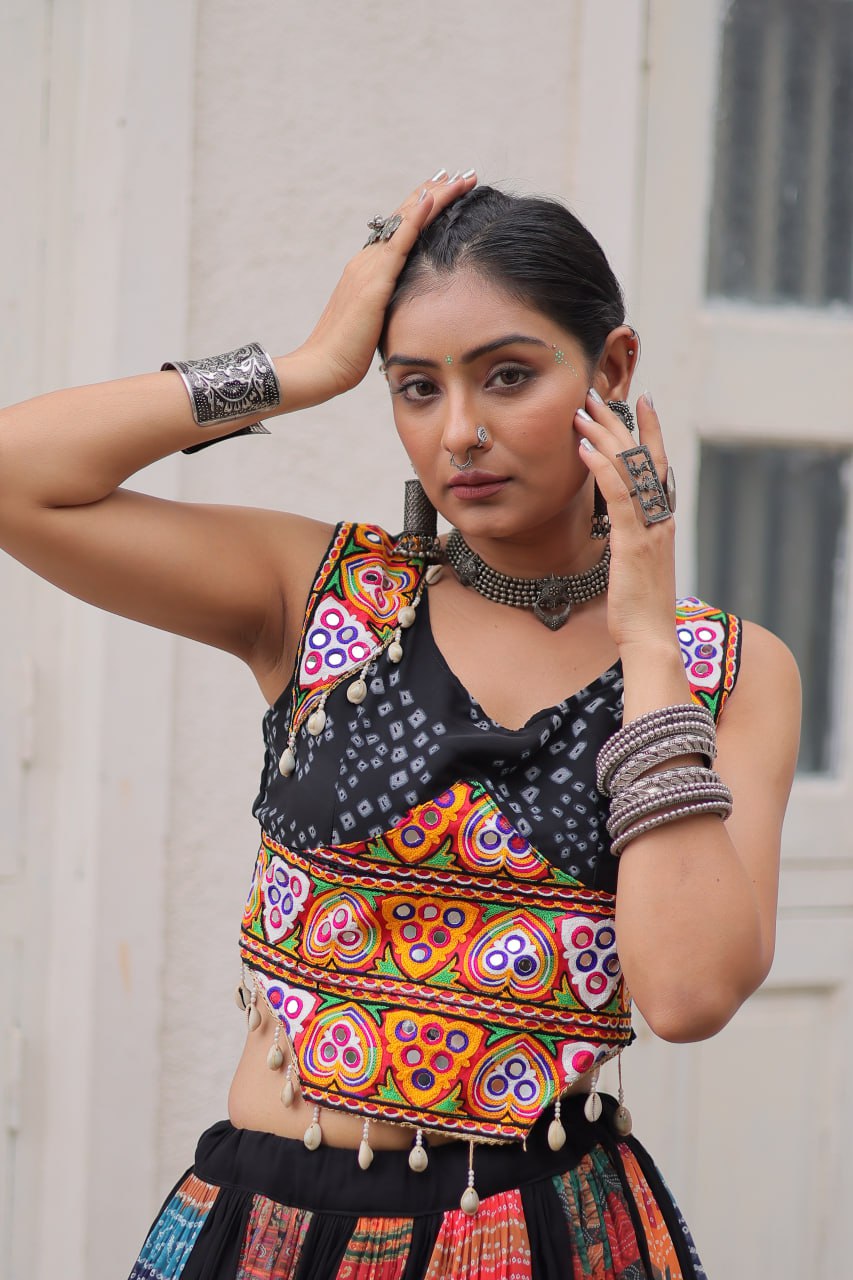 Varnika Navratri Lahenga Choli