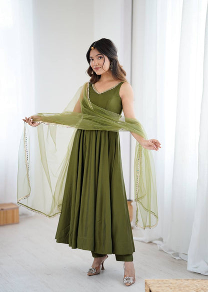 Krish Mahendi Pure Romanslk Anarkali