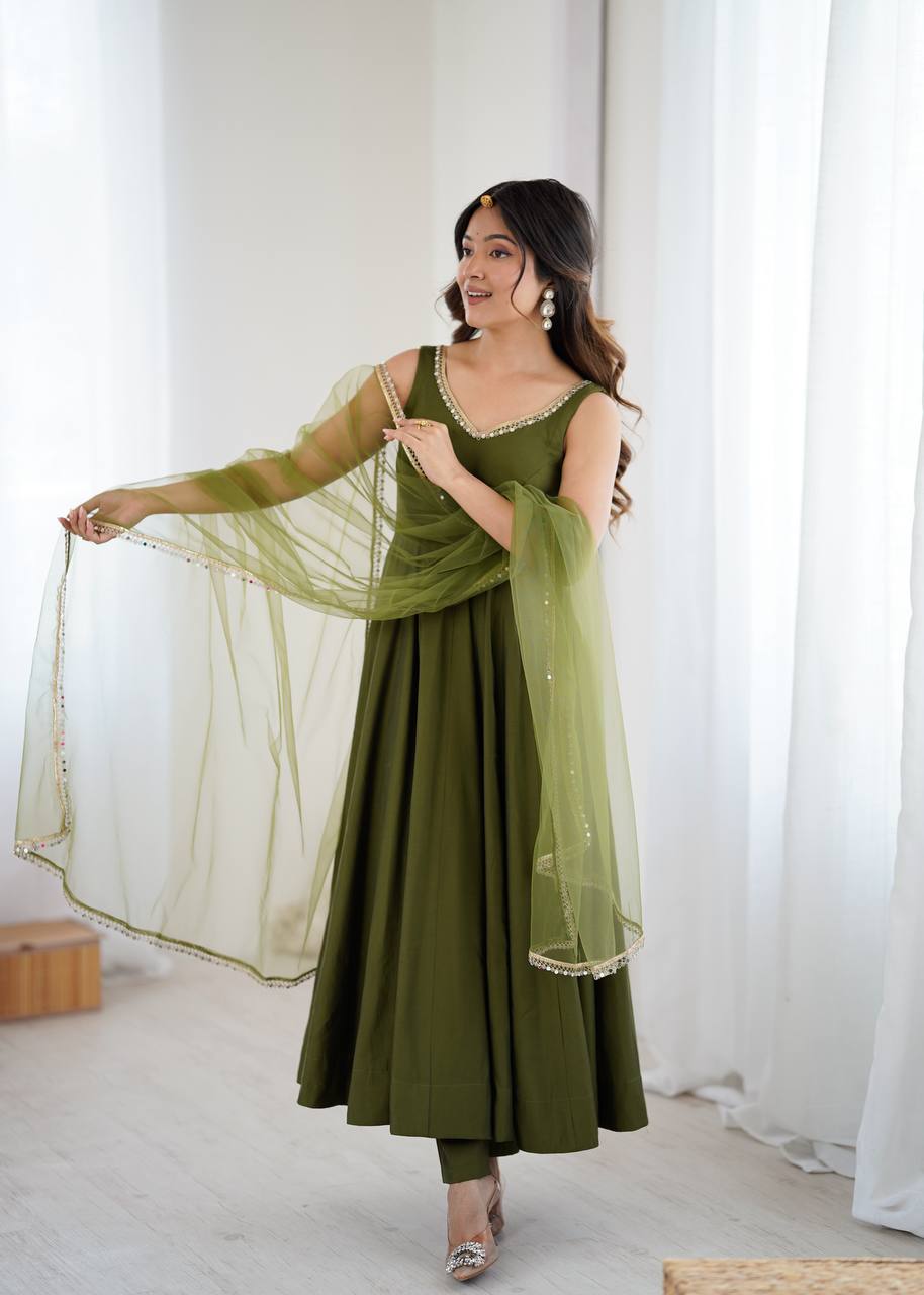 Krish Mahendi Pure Romanslk Anarkali