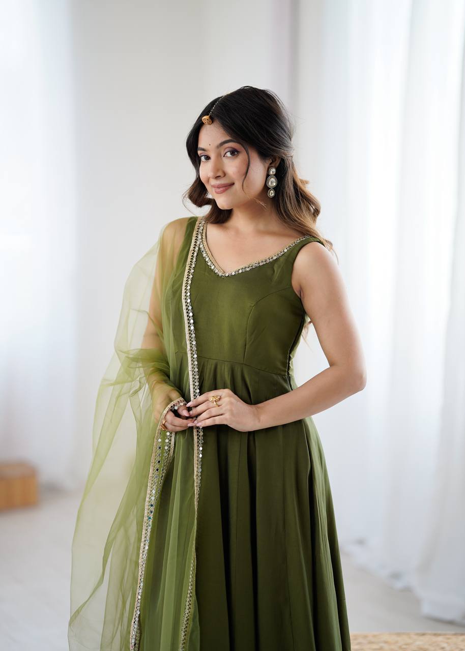 Krish Mahendi Pure Romanslk Anarkali