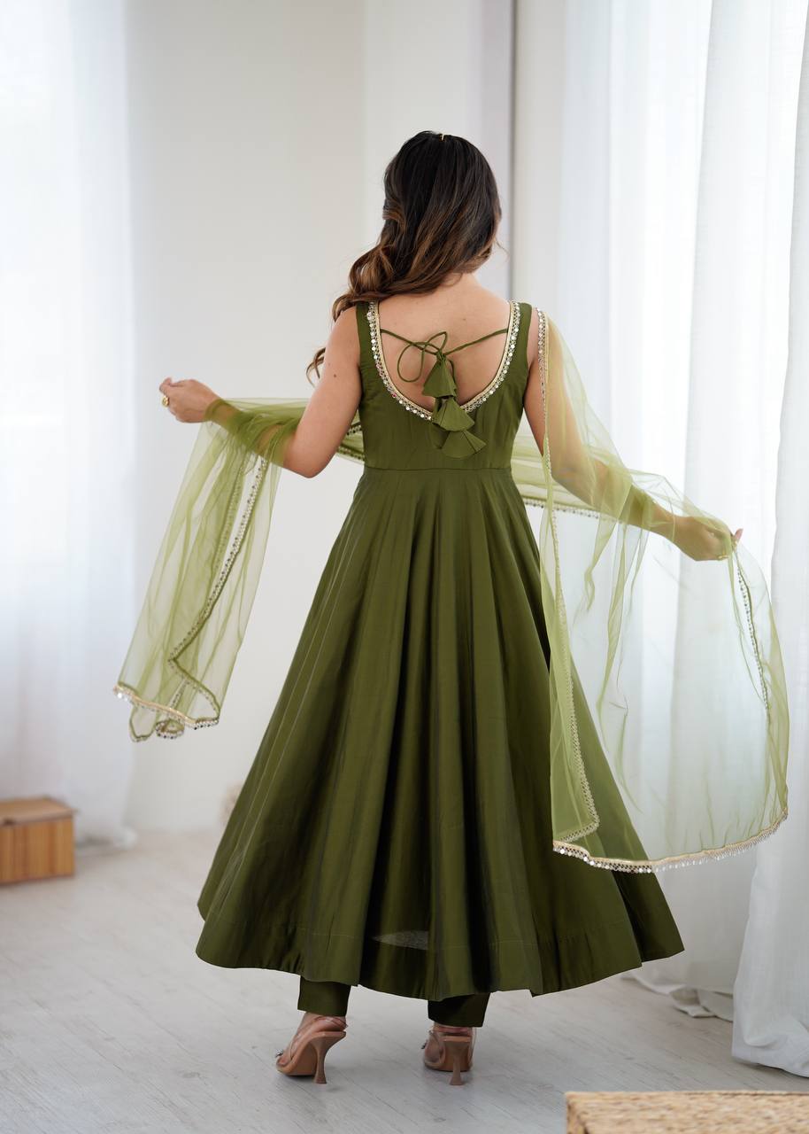 Krish Mahendi Pure Romanslk Anarkali
