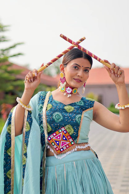 Raatrani Heavy Gamthi Woek Lehnga Choli