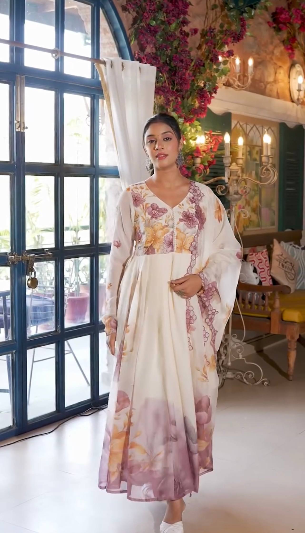 Aaru Charming Flow Anarkali Gown