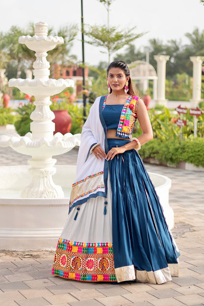 Navrani Heavy Gamthi Work Lehnga Choli