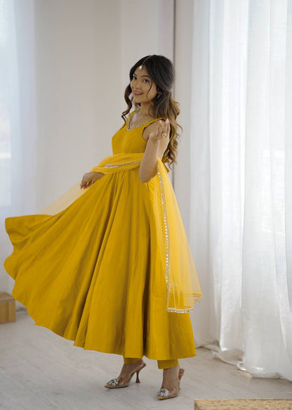 Chhavi Yellow Heavy Pure Romansilk Chanderi Anarkali