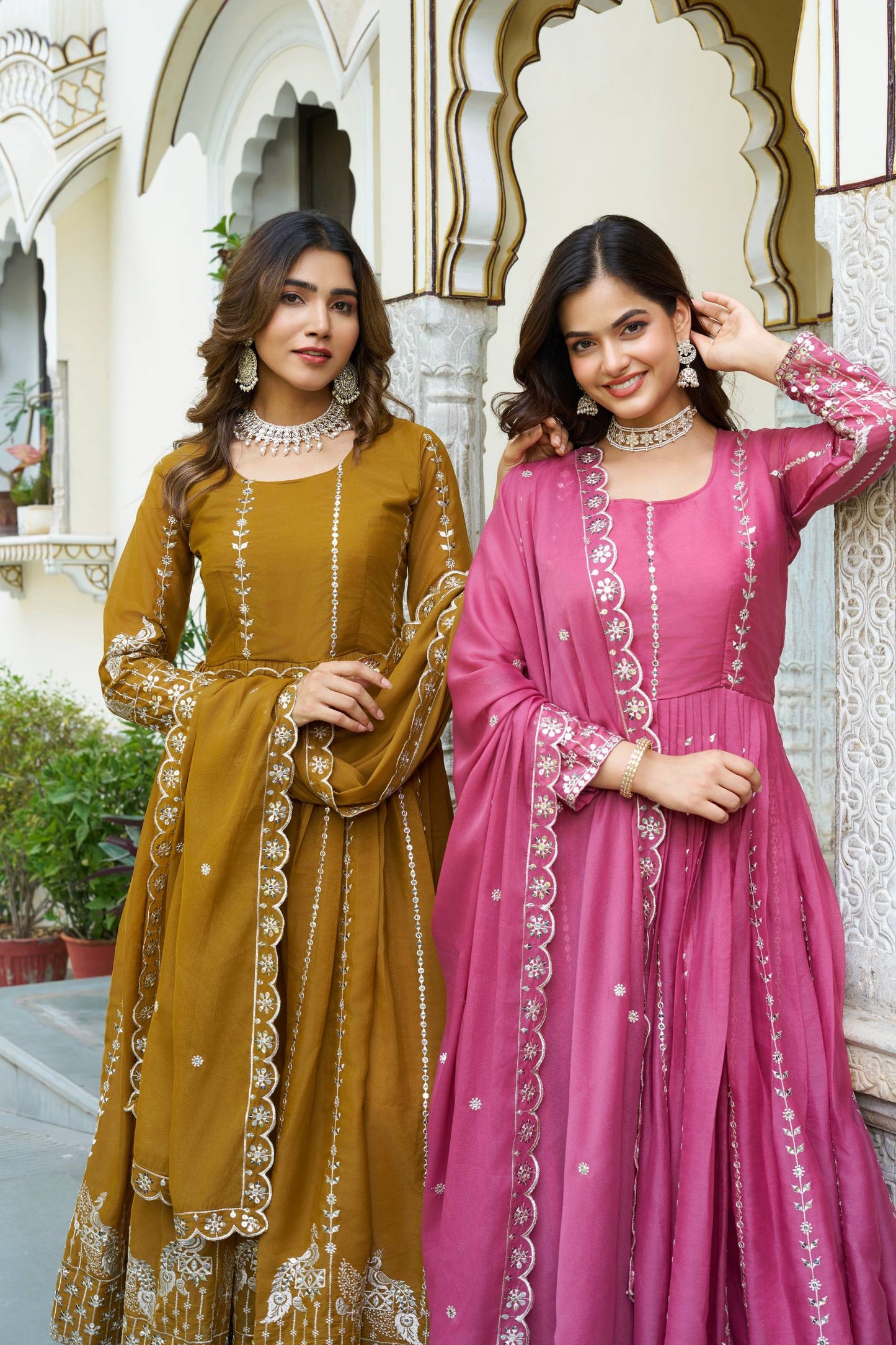 Twince Star Georgette Beautifil Gown Set