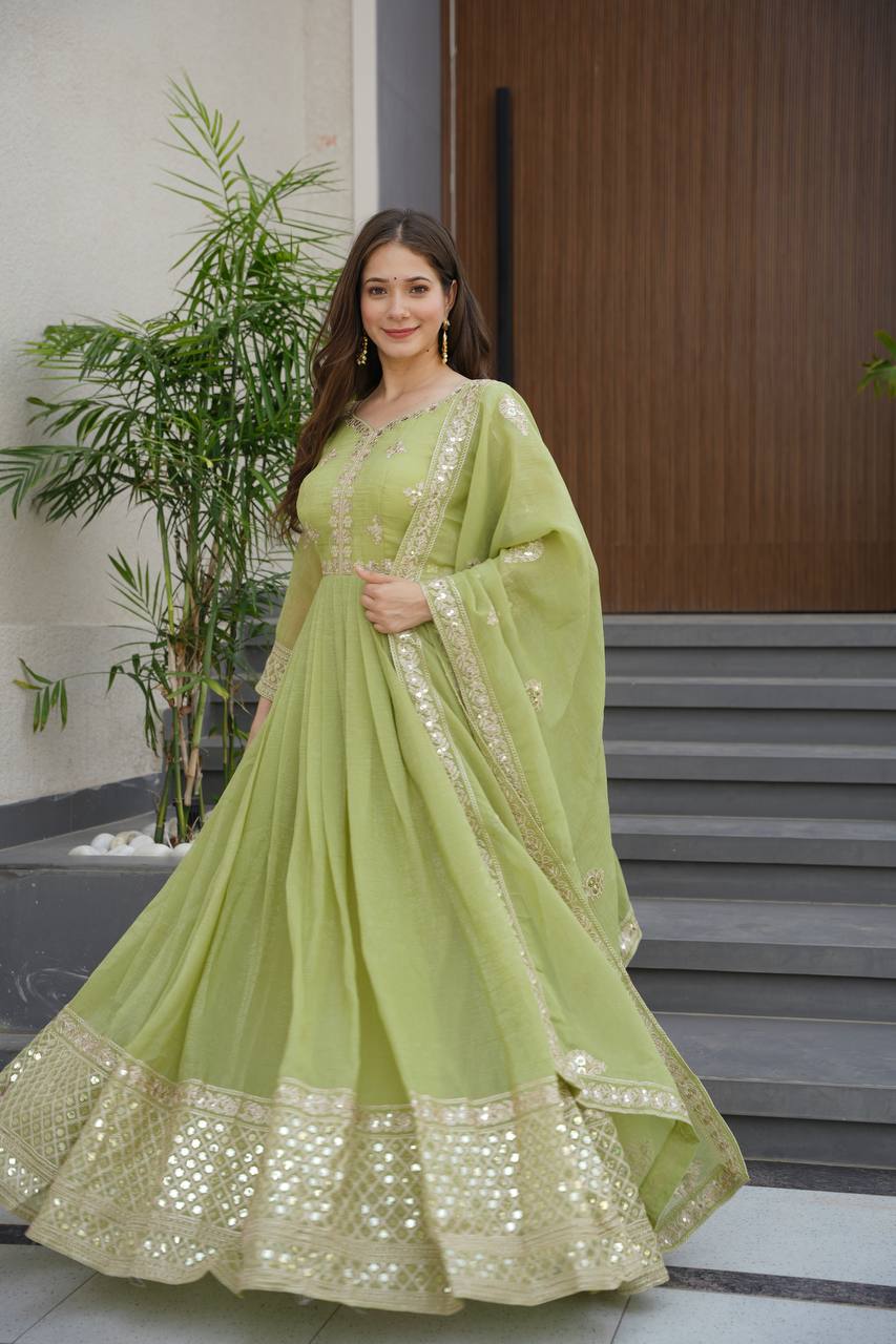 Sitara Crunchy Silk Designer Gown Set