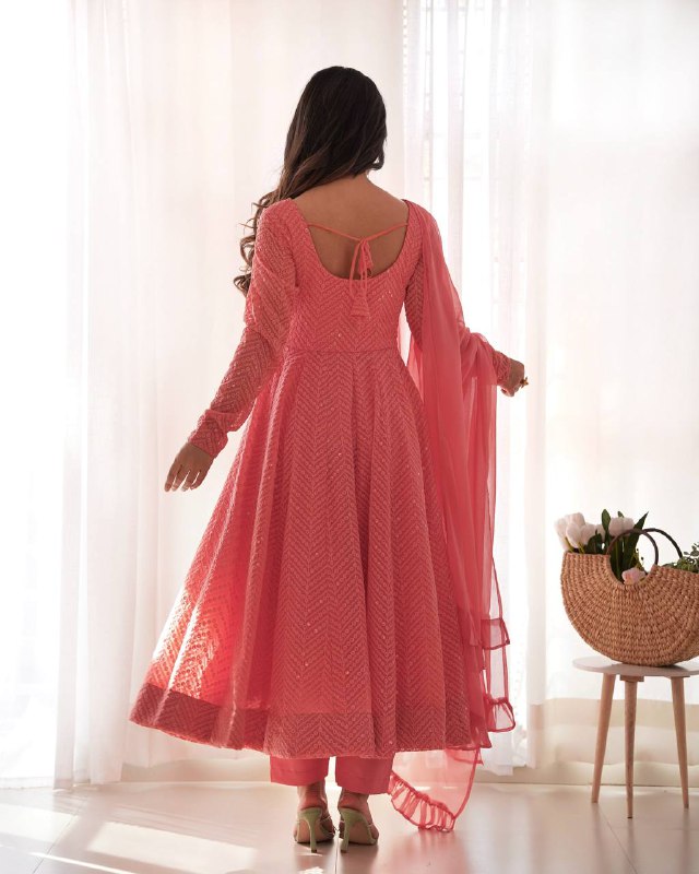 RaniI Ruffled Flared Anarkali Set