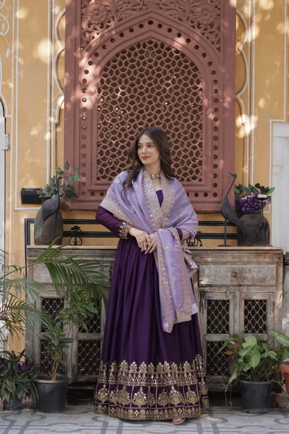 Venila Gold Crush Georgette Designer Gown